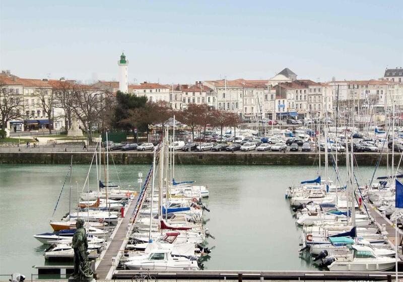 Отель Ibis La Rochelle Centre Historique