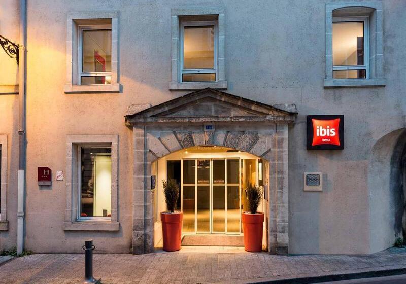 Отель Ibis La Rochelle Centre Historique