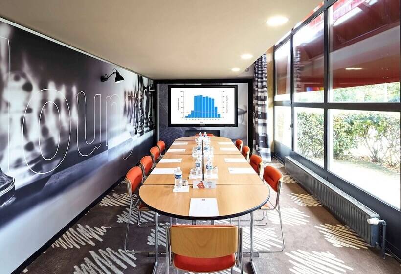 호텔 Ibis Marne La Vallee Champs Sur Marne