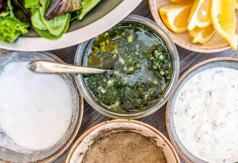 Отель Ibis Montpellier Centre Polygone