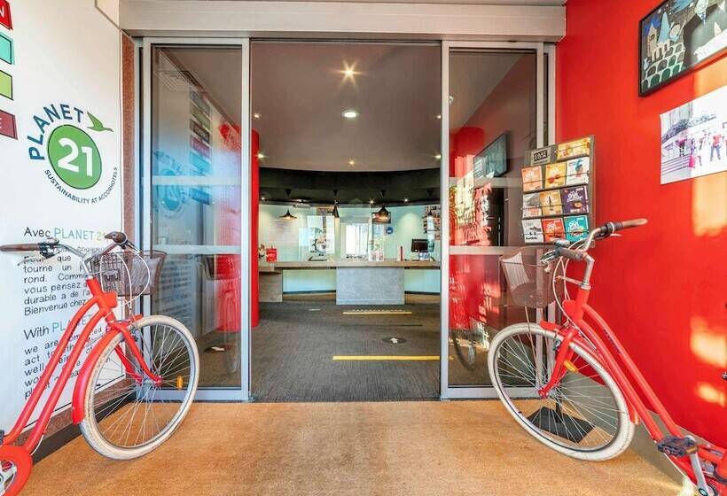 Отель Ibis Montpellier Centre Polygone