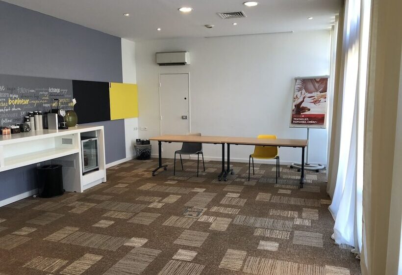 هتل Ibis Montpellier Centre Polygone