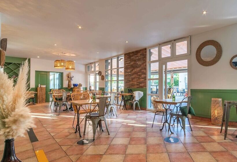 Отель Ibis Montpellier Centre Polygone