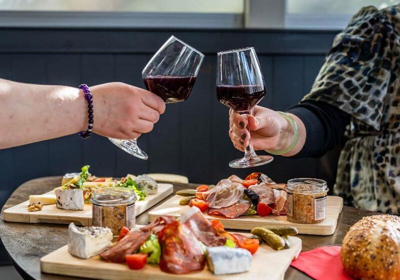 B&b Hotel Orléans Centre Foch