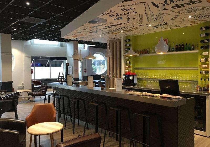 B&b Hotel Orléans Centre Foch