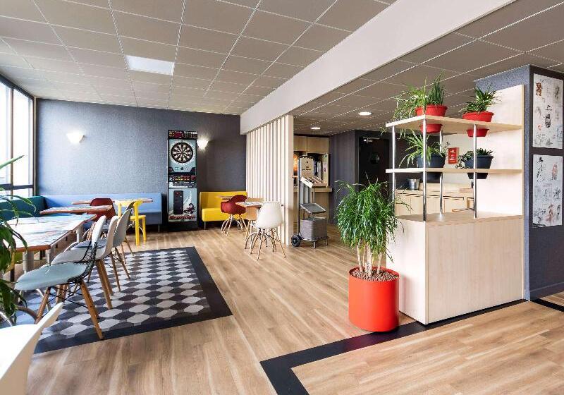 ホテル Ibis Rochefort