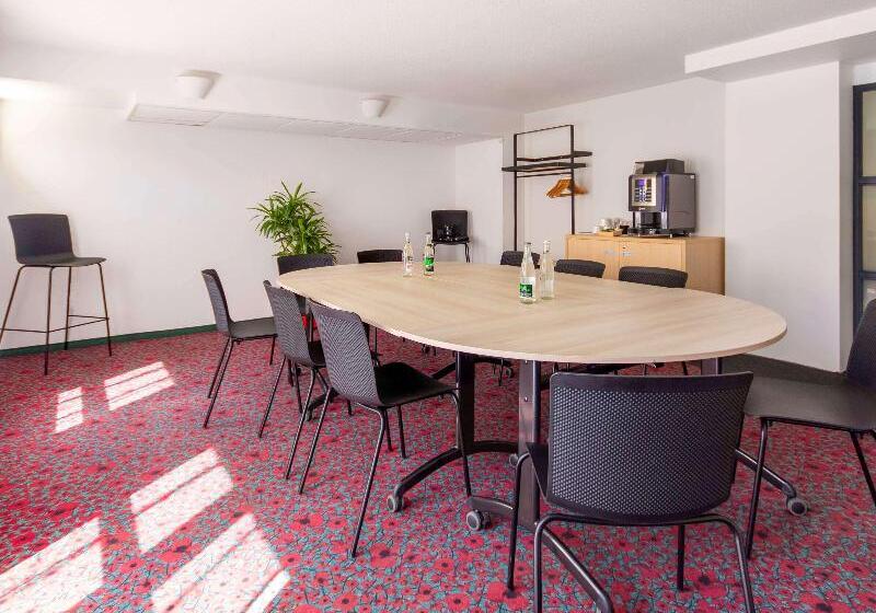 ホテル Ibis Rochefort