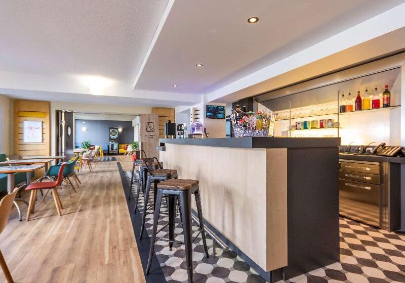 ホテル Ibis Rochefort