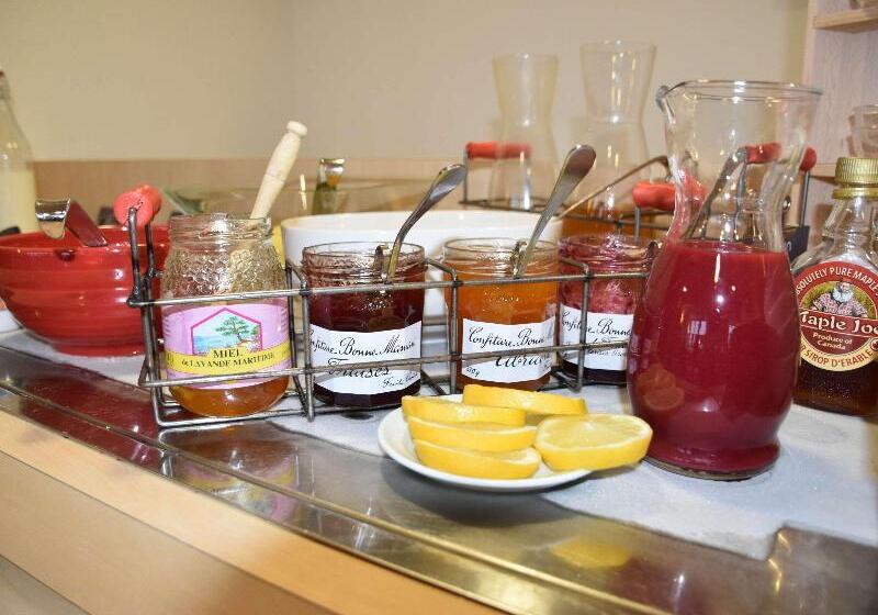 ホテル Ibis Rochefort