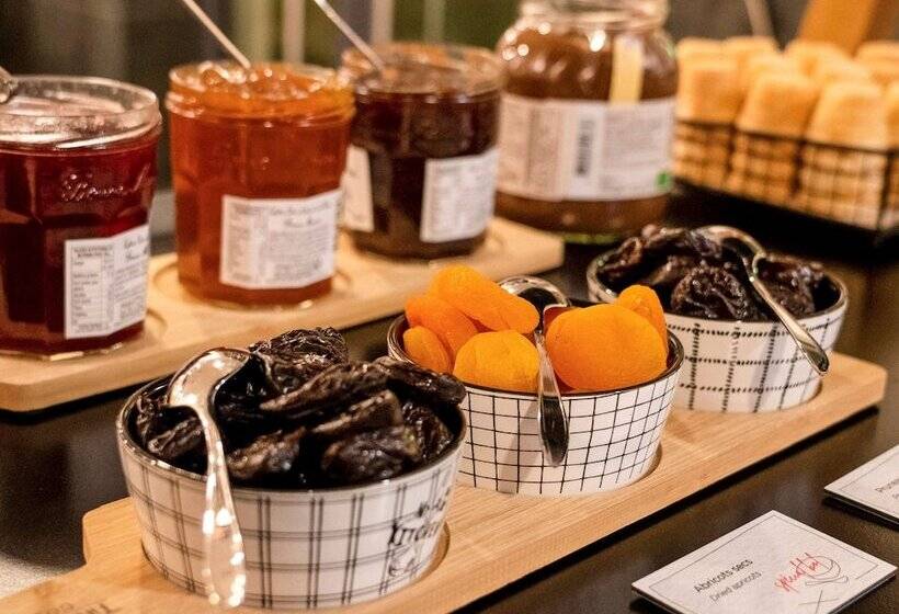 Отель Ibis Styles Nancy Centre Gare