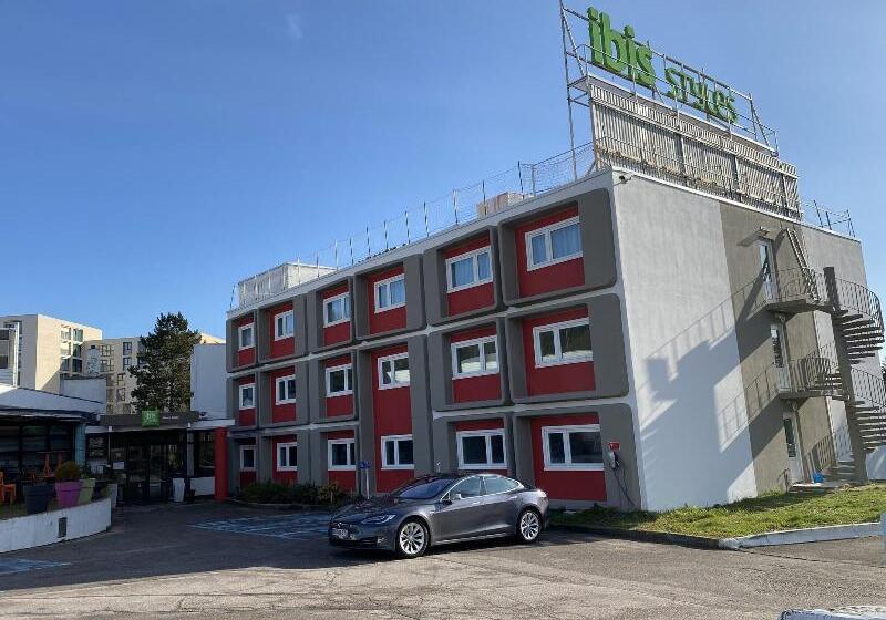 Отель Ibis Styles Nancy Laxou