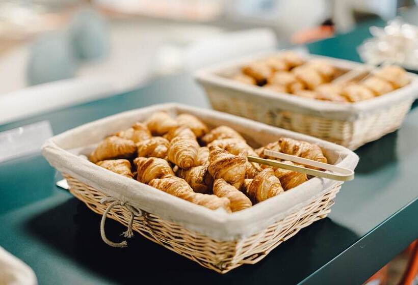 Отель Ibis Styles Nancy Laxou