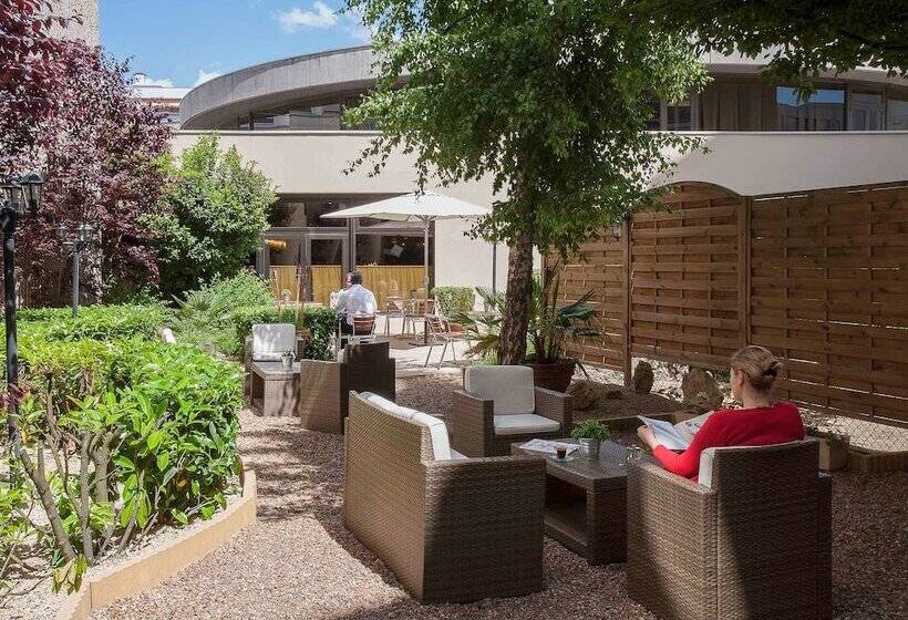 בית מלון כפרי Ibis Tours Centre Gare