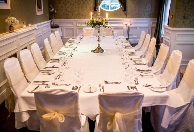 فندق Innishannon House