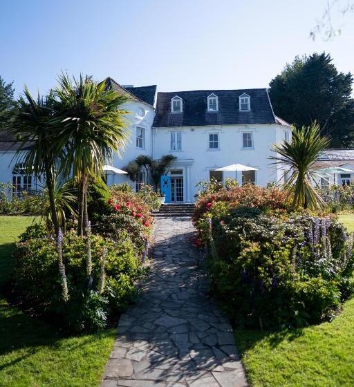 فندق Innishannon House