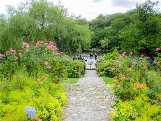 فندق Innishannon House