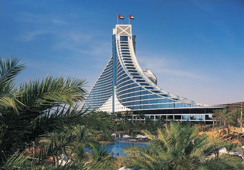 Jumeirah Beach Hotel Dubai