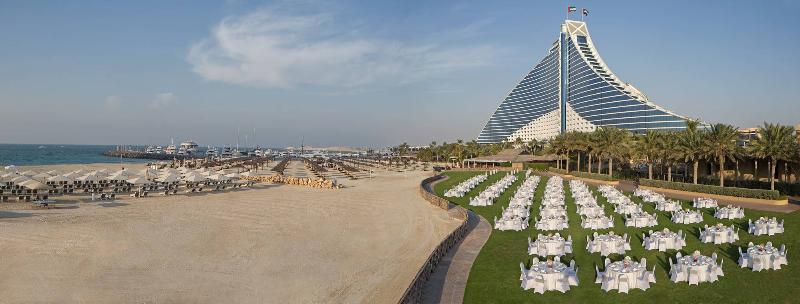 Jumeirah Beach Hotel Dubai