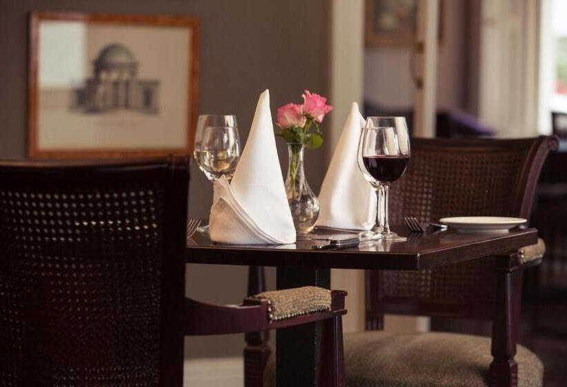 Kilcoran Lodge Hotel & Leisure Centre