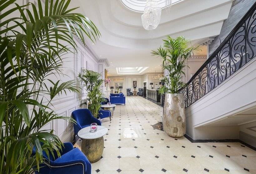 בית מלון כפרי Killarney Dromhall