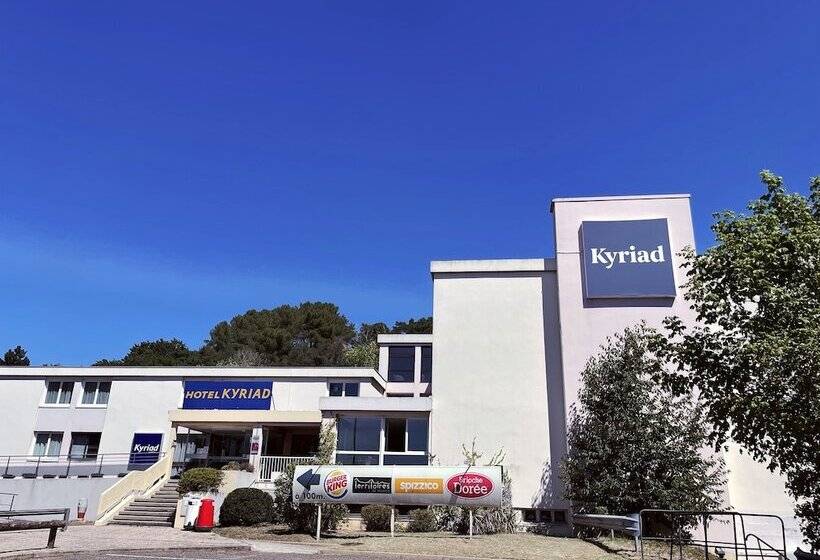 בית מלון כפרי Kyriad Nemours