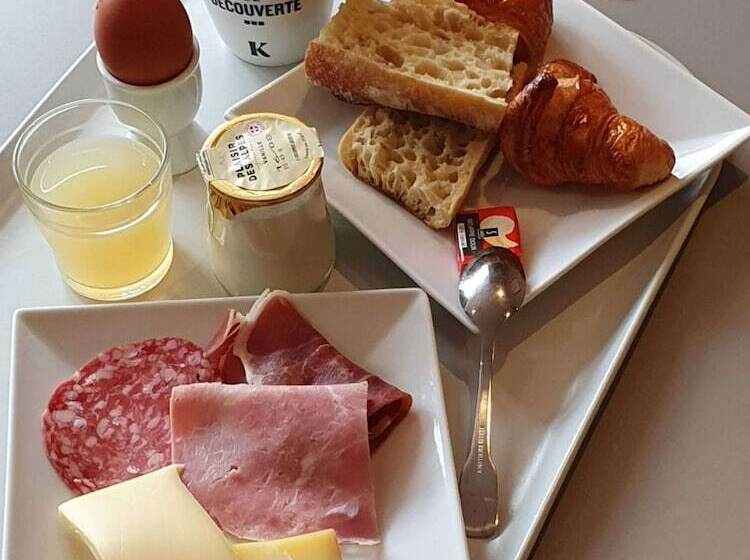 בית מלון כפרי Kyriad Villefranche Sur Saone