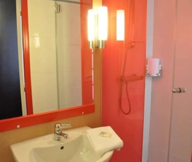 בית מלון כפרי Kyriad Villefranche Sur Saone