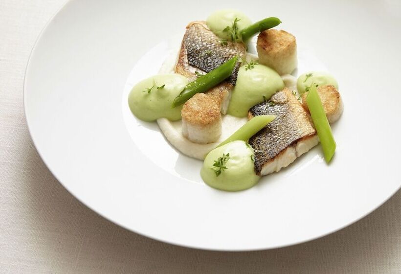 酒店 L Ao Hôtel & Restaurant L Aigle D Or