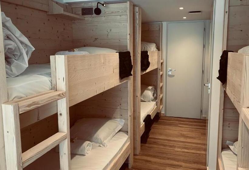 호텔 L Arveyron Open House