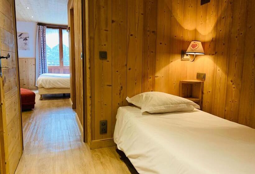 호텔 L Arveyron Open House