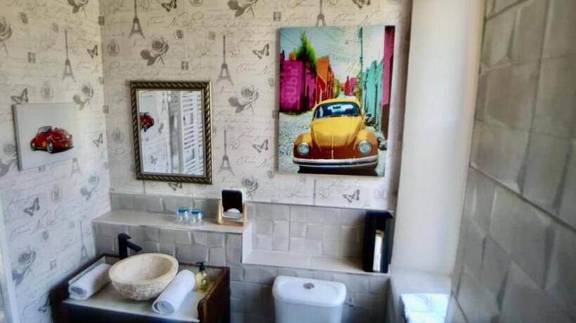 ホテル La Petite Auberge