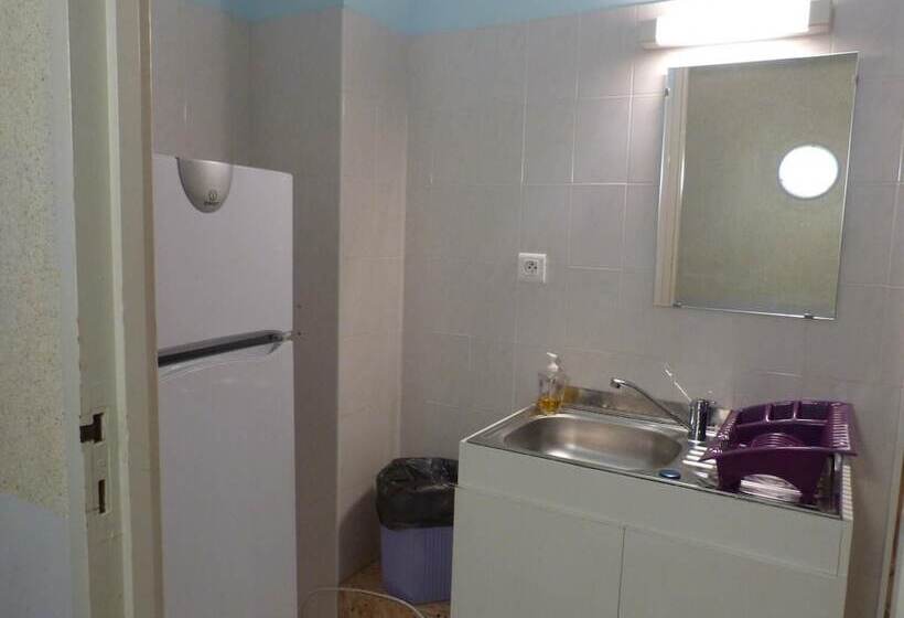 בית מלון כפרי Le Chalet