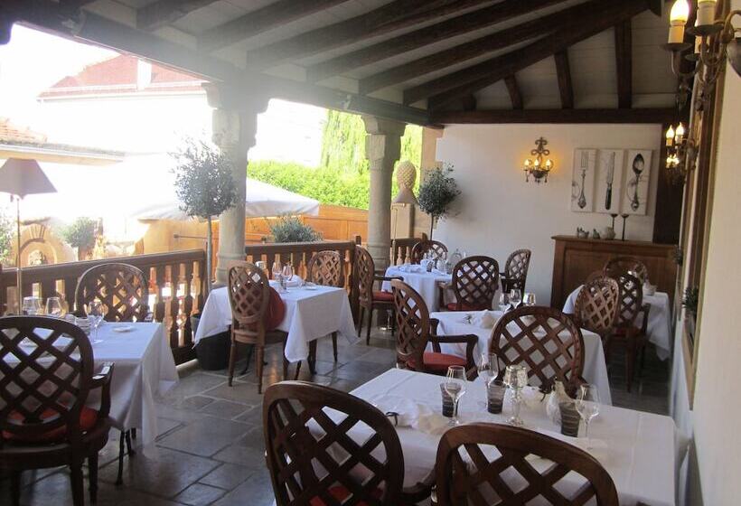 Отель Le Domaine De Rouffach