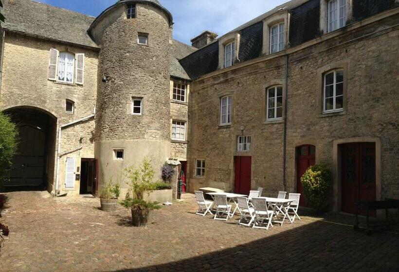 בית מלון כפרי Logis Le Grand Hôtel Du Louvre