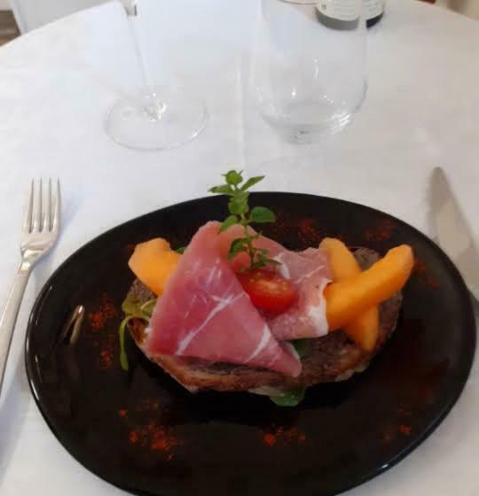 בית מלון כפרי Logis Le Grand Hôtel Du Louvre