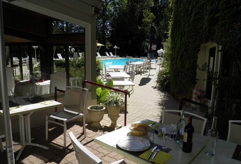 בית מלון כפרי Le Relais De Montignac