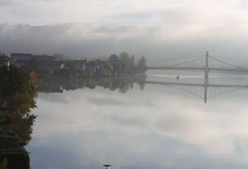 בית מלון כפרי Lerie Beau Rivage