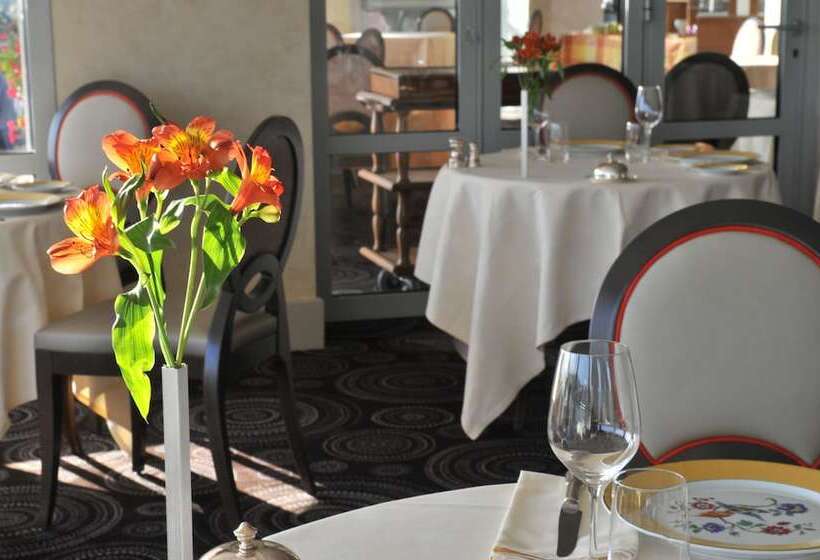 בית מלון כפרי Lerie Beau Rivage