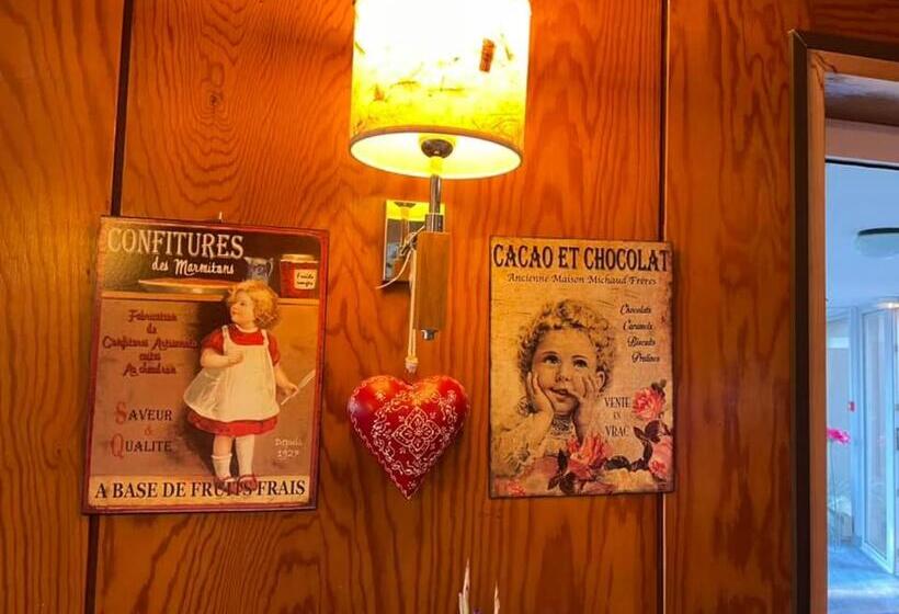 Отель Les Marronniers