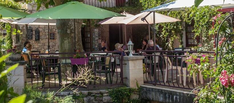 Logis Hotels   Auberge De L île   Hôtel 3 étoiles Et Restaurant