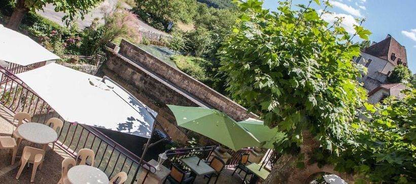 Logis Hotels   Auberge De L île   Hôtel 3 étoiles Et Restaurant