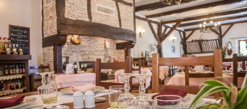 Logis Hotels   Auberge De L île   Hôtel 3 étoiles Et Restaurant