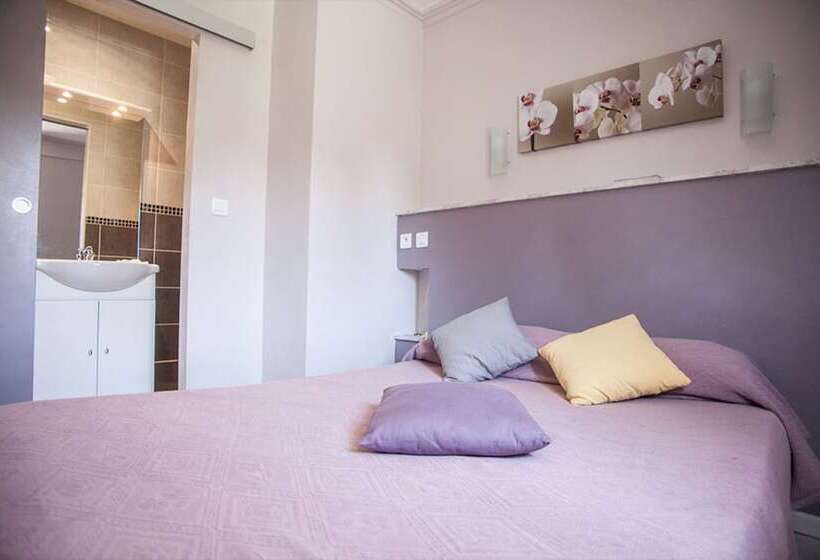 Logis Hotels   Auberge De L île   Hôtel 3 étoiles Et Restaurant