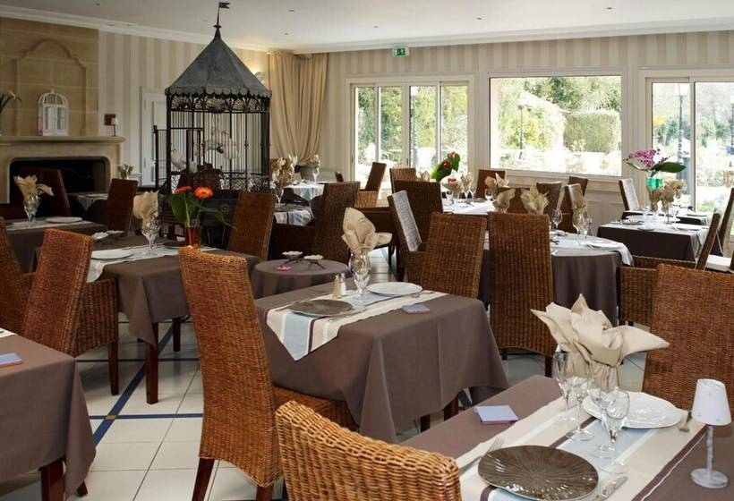 فندق Logis Auberge Du Centre