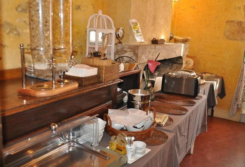 فندق Logis Auberge Du Centre