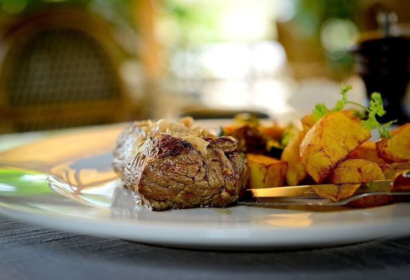 فندق Logis Auberge Du Relais   Hôtel & Restaurant