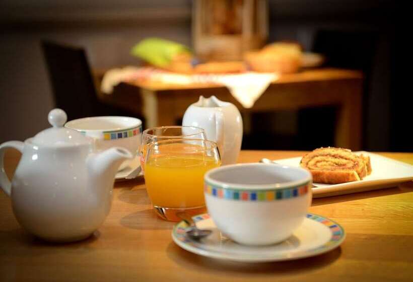 فندق Logis Auberge Du Relais   Hôtel & Restaurant