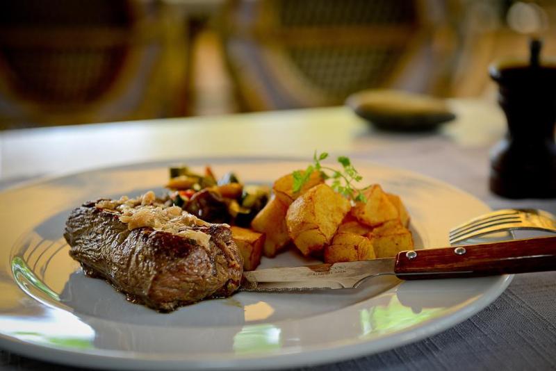 فندق Logis Auberge Du Relais   Hôtel & Restaurant