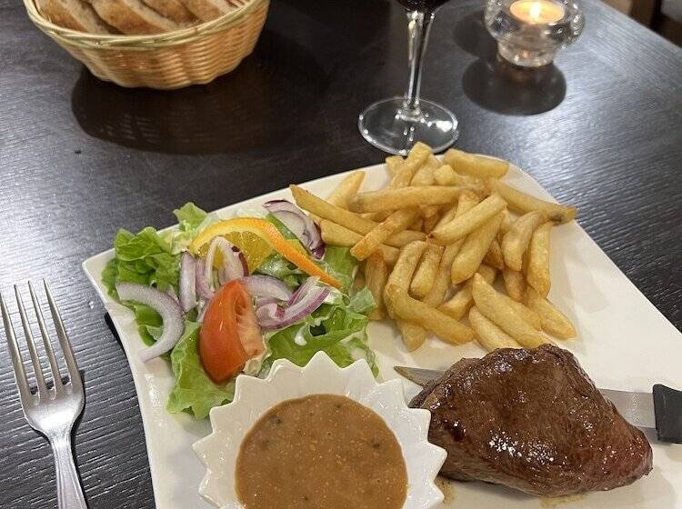 هتل Logis Cottage