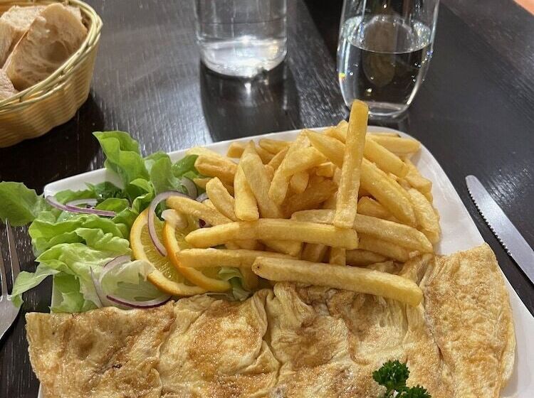 هتل Logis Cottage